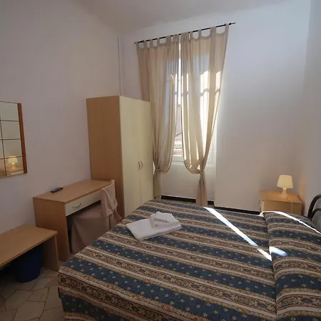 Esperia Otel Spotorno