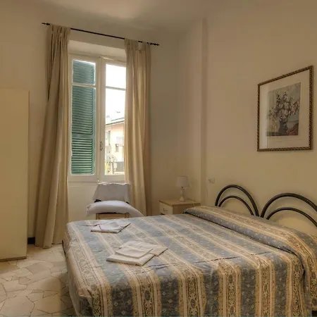 Otel Esperia
