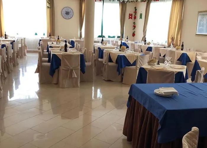 Hotel Esperia 2*