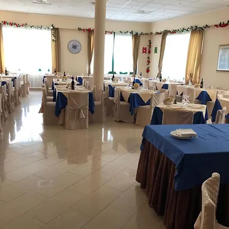 Hotel Esperia 2*