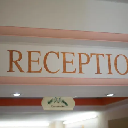 Esperia Ξενοδοχείο 2*